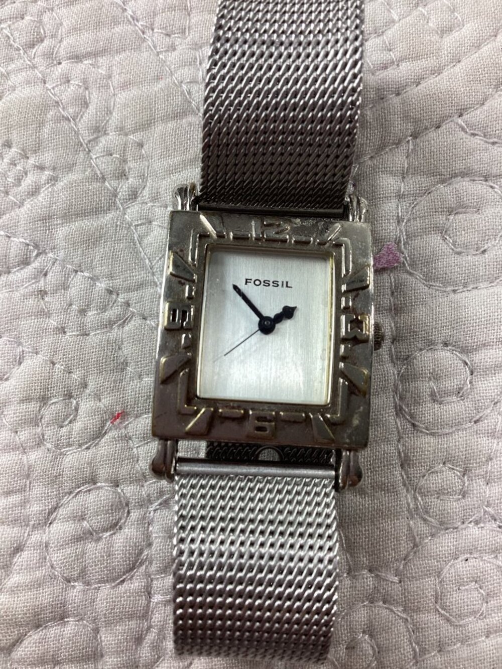Vintage Y2K Fossil Womens Silver Square Watch*Mesh Band*EC-8799*Needs Battery